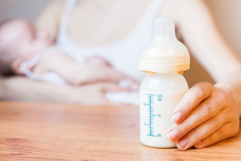 Chọn sữa dựa trên nhu cầu của bé