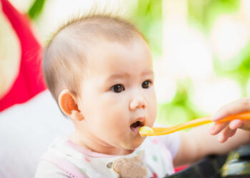 Top 5+ Bột Ăn Dặm Cho Bé 5 Tháng Được Nhiều Mẹ Bỉm Lựa Chọn