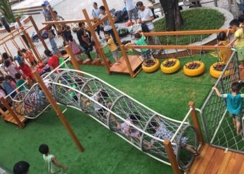 Các loại đồ chơi ngoài trời cho trẻ tiểu học đầy sáng tạo